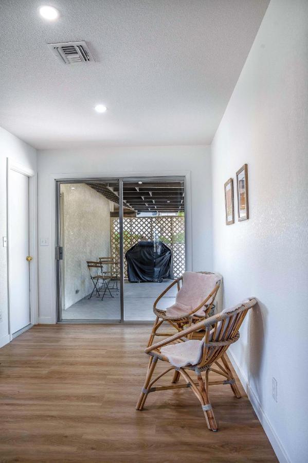 Mojave Desert Pied-A-Terre 야카밸리 외부 사진